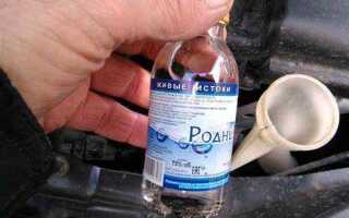 Какую воду заливать в омывательный бачок