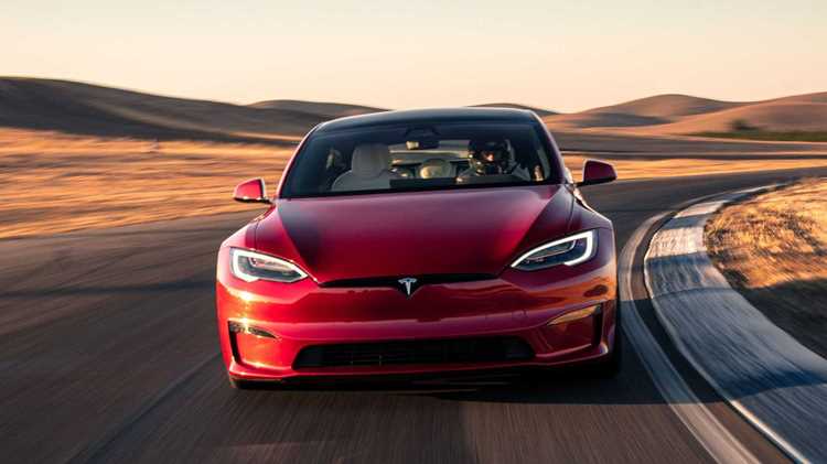 Какие дополнительные расходы возникают при покупке Tesla Model S Plaid?