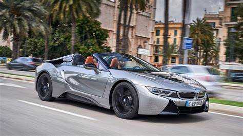 Оптика BMW i8: форма, технология и визуальное восприятие