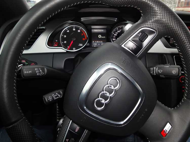 Как распознать тип установленного круиз-контроля в Audi Q5