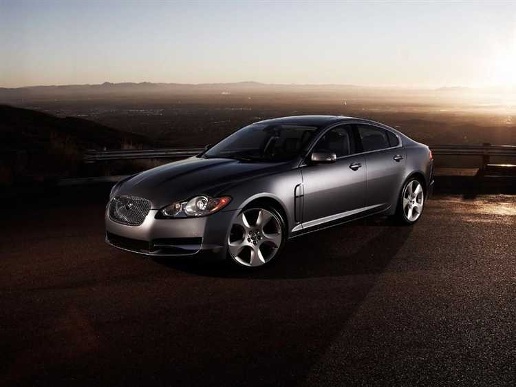Где дешевле купить новый Jaguar XF: у официальных дилеров или на сером рынке