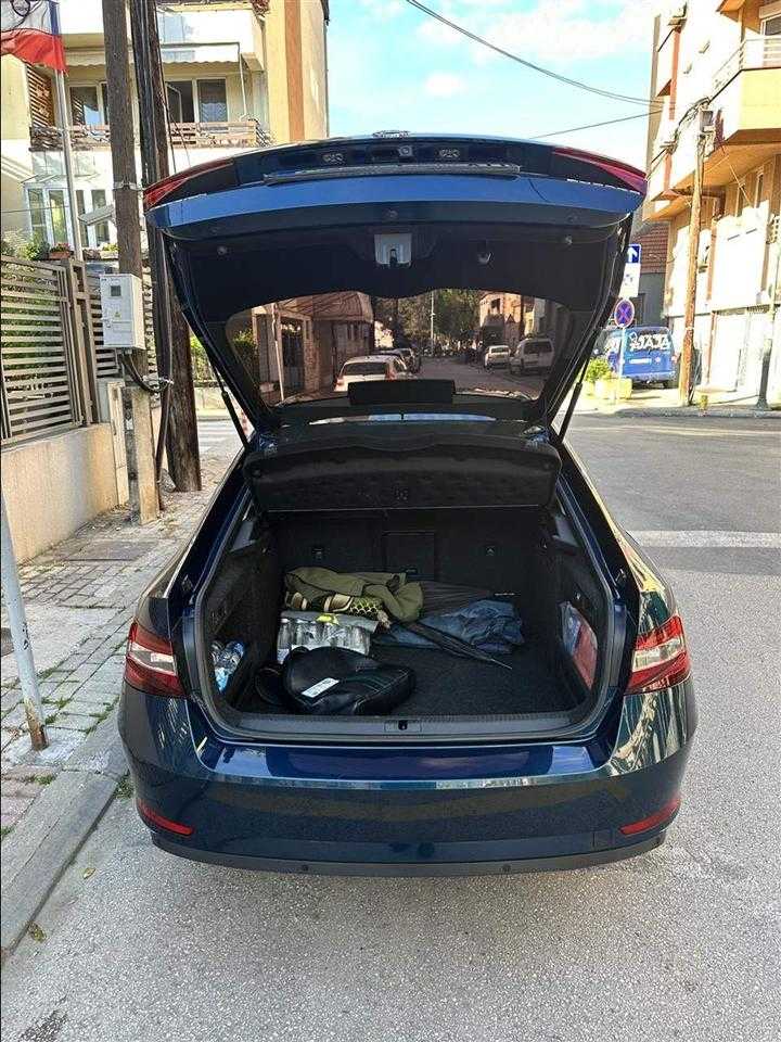 Шкода суперб как открыть бензобак