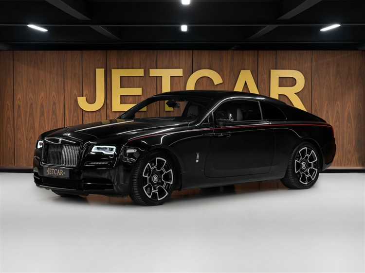 Средняя стоимость черного Rolls Royce в России