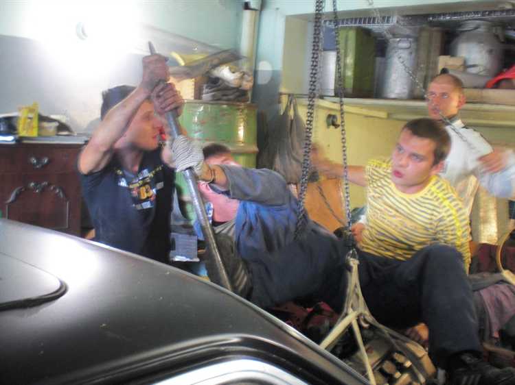 Заклинивание кривошипно-шатунного механизма посторонними предметами