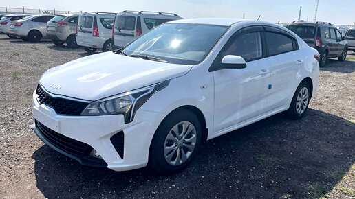 Где дешевле купить Kia Rio: у официального дилера или на рынке