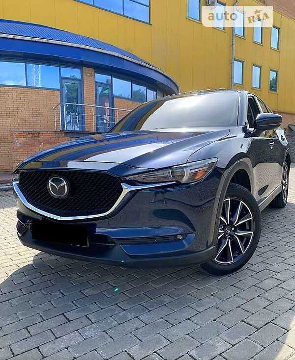 Цены на базовую комплектацию Mazda MX-5 в 2025 году