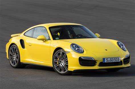 Цены на новые Porsche 911 Turbo в автосалонах России