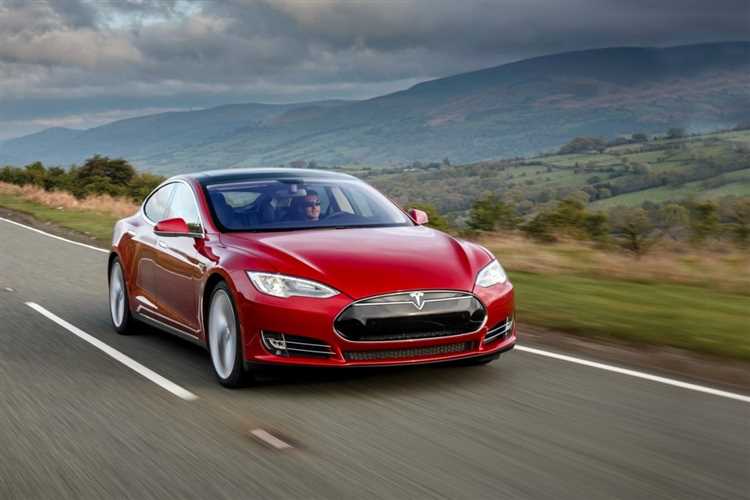 Влияние курса валют на стоимость Tesla Model S на российском рынке