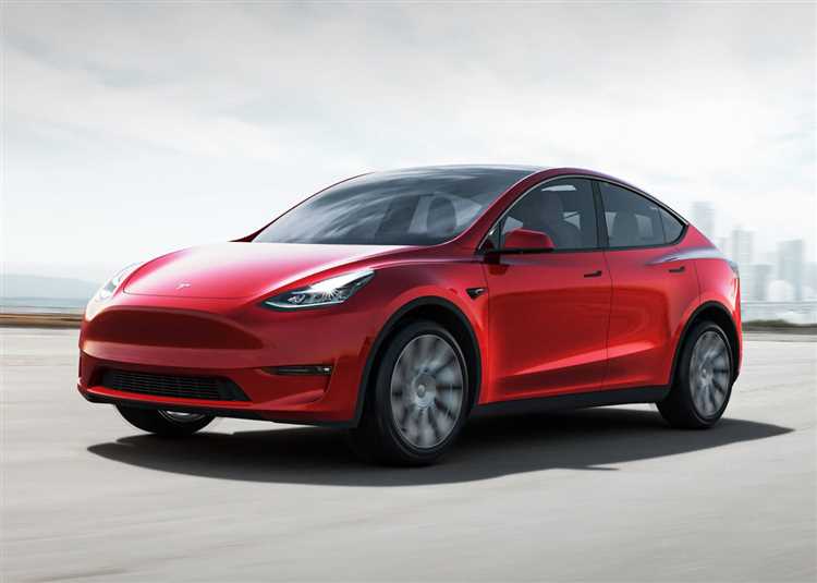 Разница в цене между Tesla Model Y Long Range и Performance в 2025 году