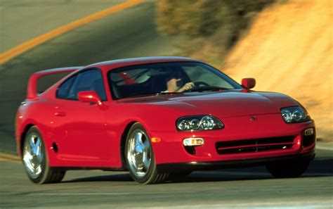 Влияние документов и истории автомобиля на цену Supra A80