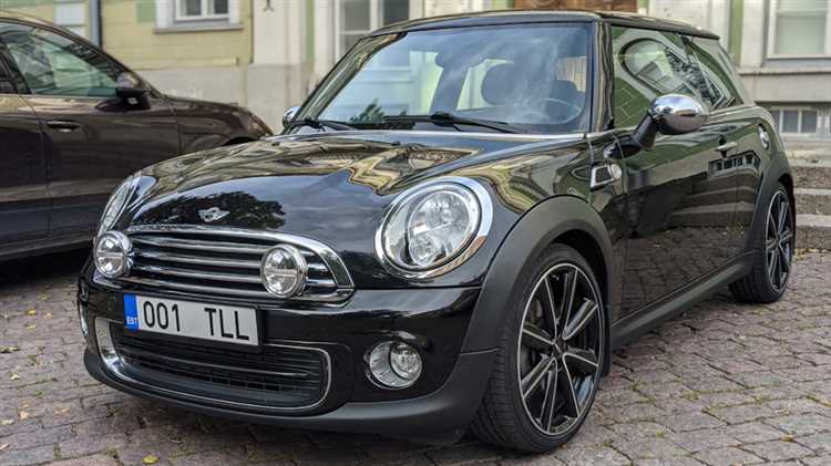 Чем отличается mini one от mini cooper
