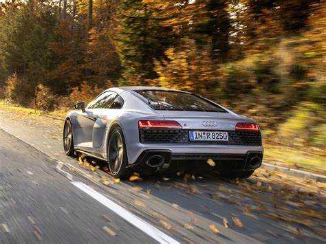Обзор типов двигателей Audi R8 2022 года