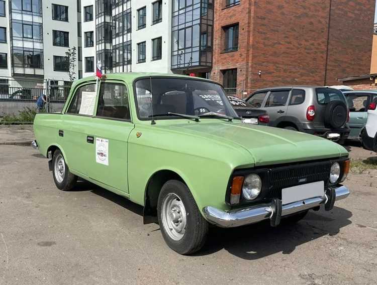 Преимущества и недостатки обращения в автосалоны Санкт-Петербурга