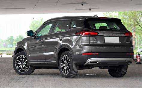 Объем багажного отделения Geely Atlas Pro