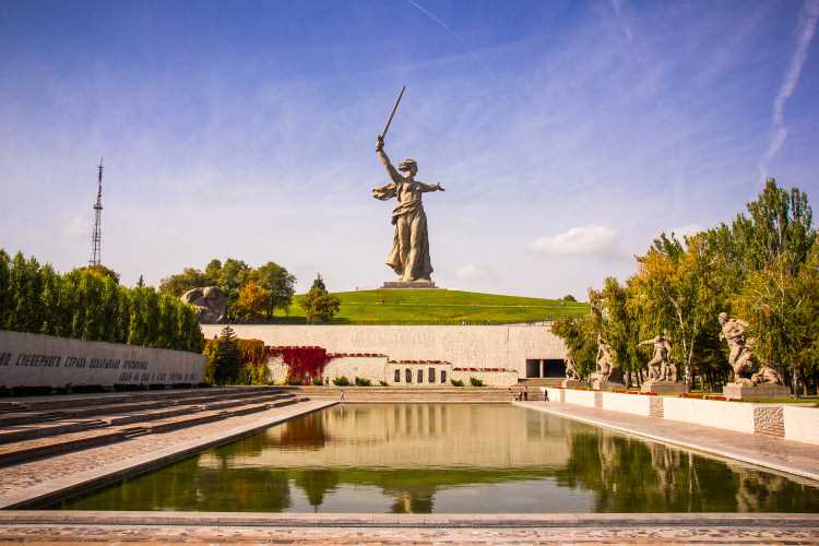 Где в Волгограде можно увидеть уникальную архитектуру и сколько это стоит