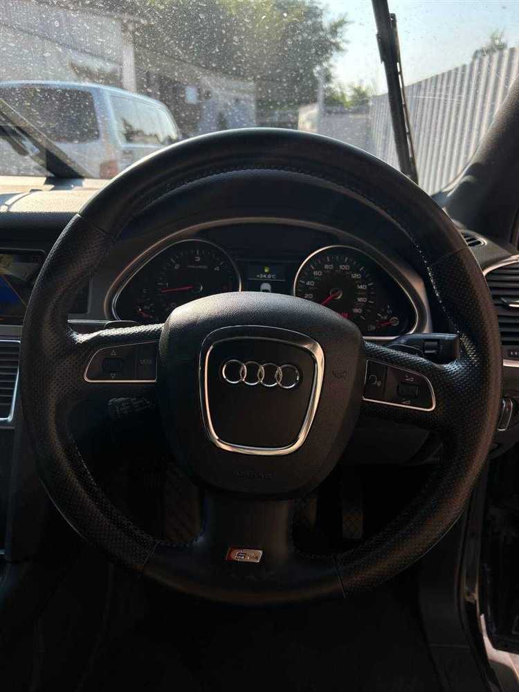 Какие инструменты понадобятся для разборки ключа Audi Q7