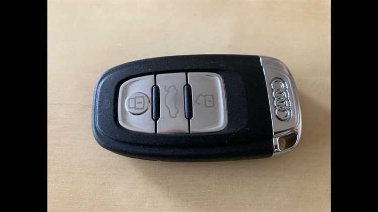 Как правильно вскрыть корпус ключа Audi A8