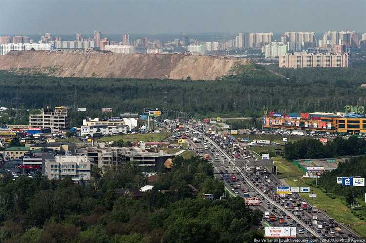 Как изменения в графике работы транспорта затронули пассажиров