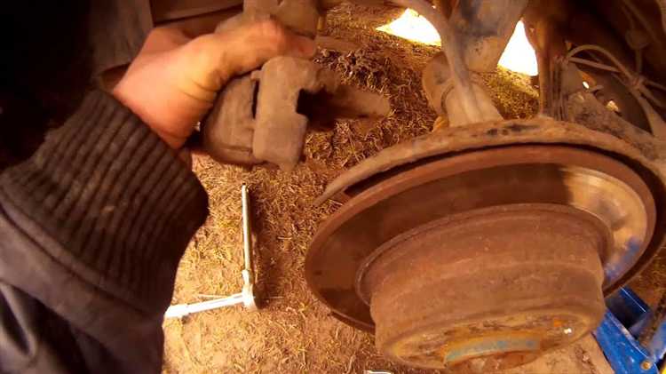Как подтянуть ручник на камри 40